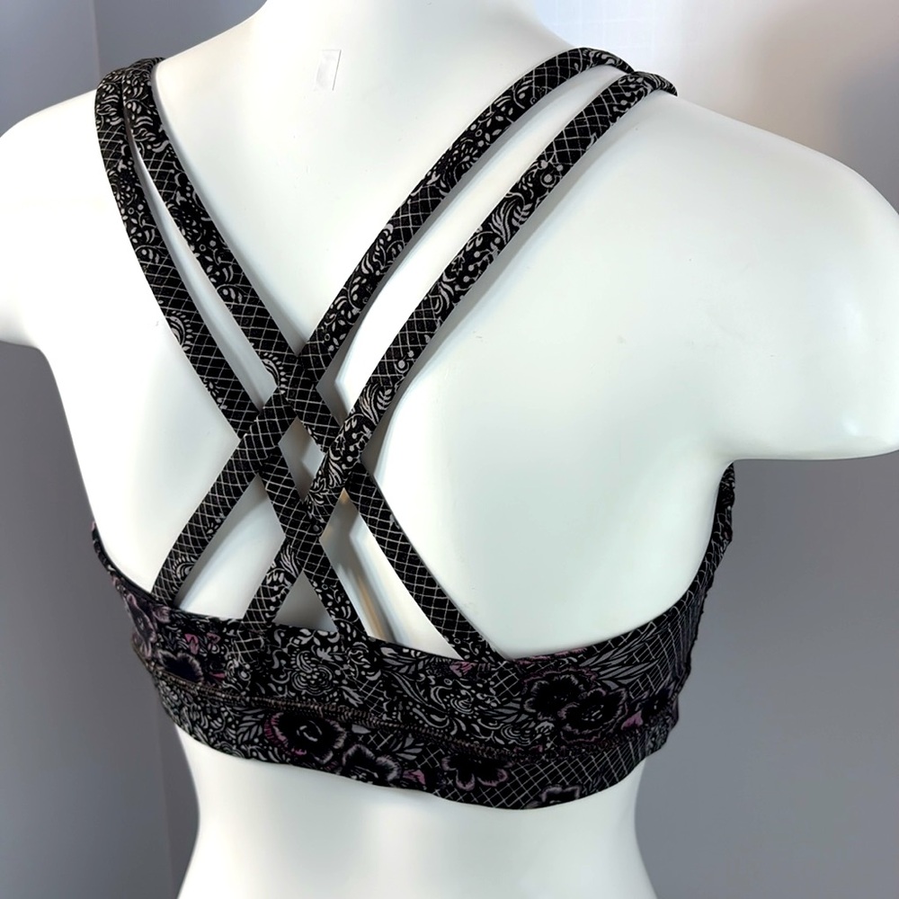 Lululemon Sports Bra - Trellis Bloom Floral Black, Grey and Pink Sports Bra. - Picture 5 of 8